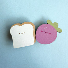 Jumbo Bread + Strawberry Wood Pin Set