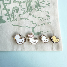Ducks Wood Pin Set